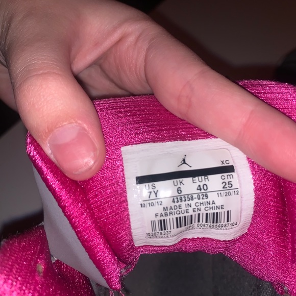 Jordan 13’s size 7 - Picture 5 of 5